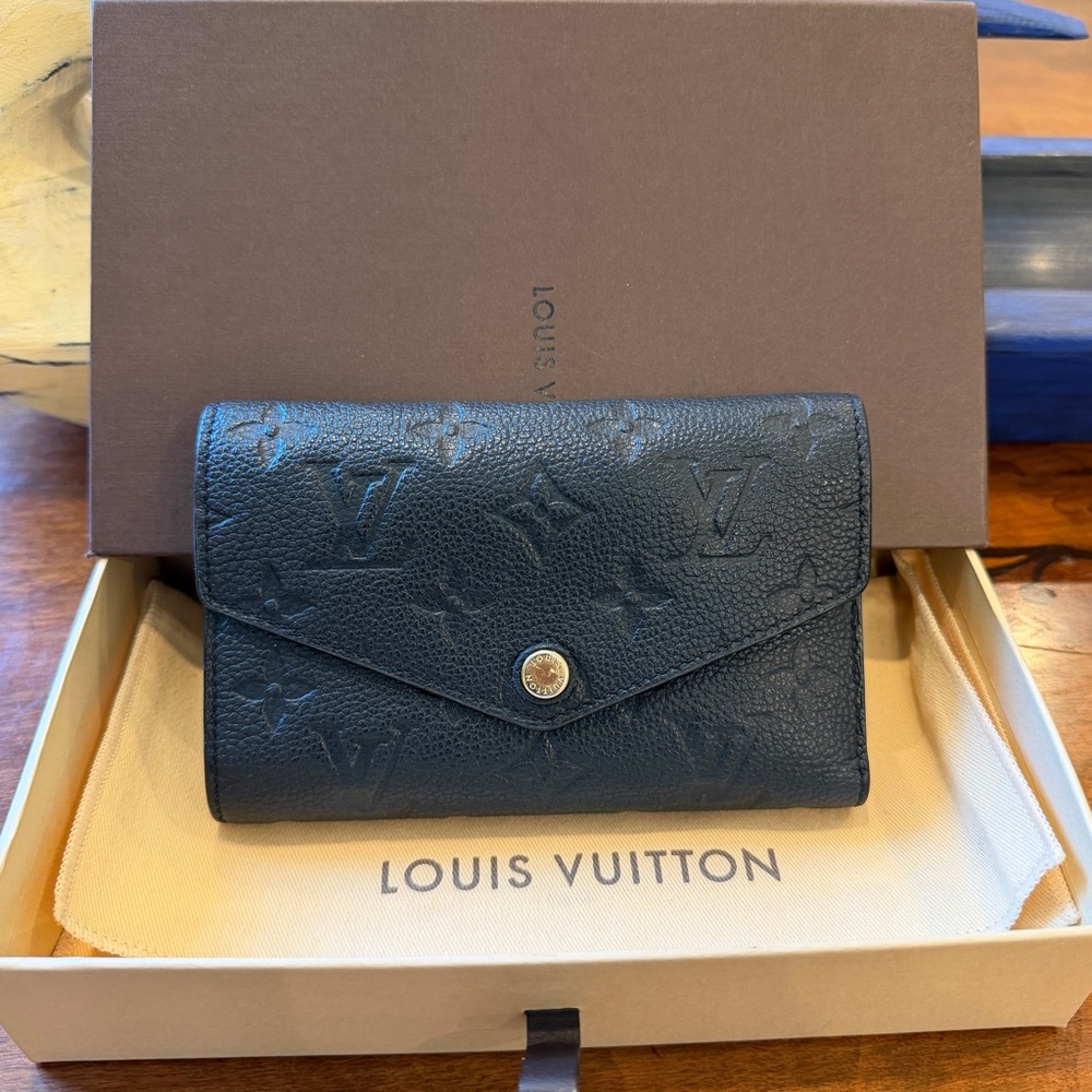 Compact wallet black empriente